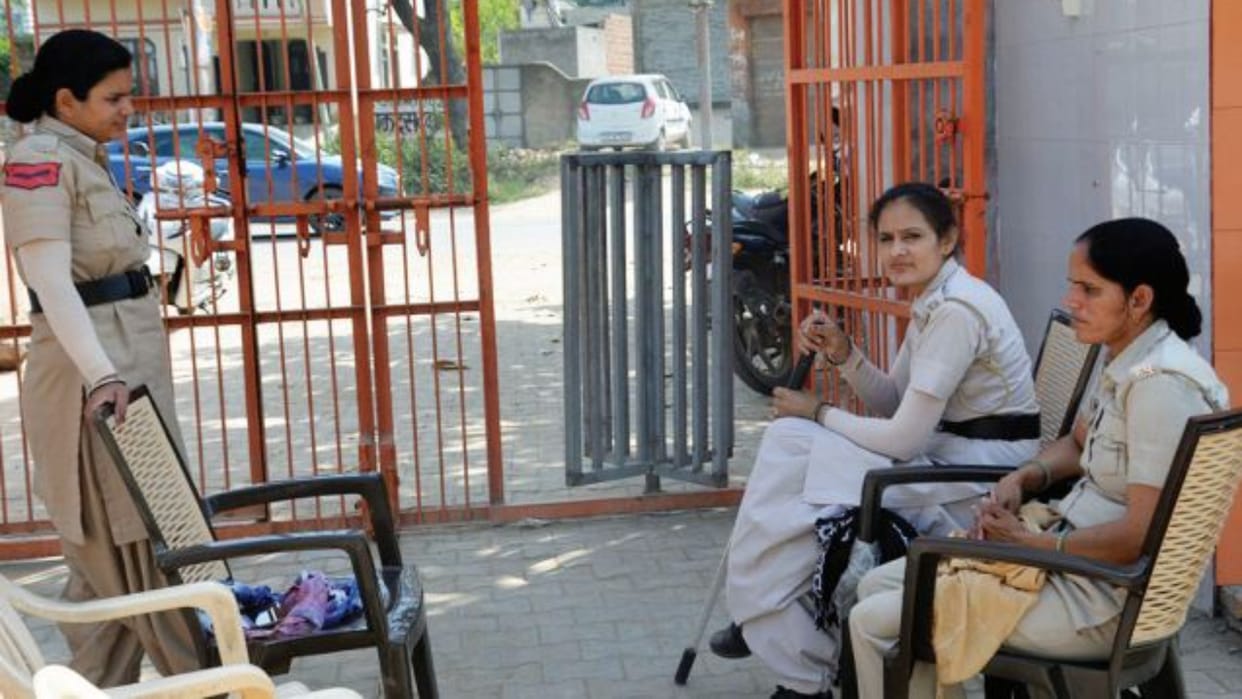 marriage ceremony was Done amidst tight police security Due to the gotra dispute  in charkhi dadri