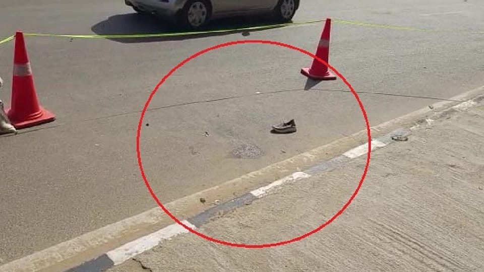 girl student dies after jumps from flyover at rajiv chowk in gurugram