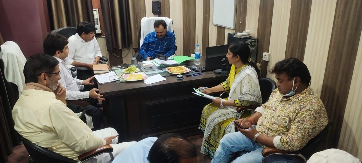 Hathras: Meet revenue targets on time