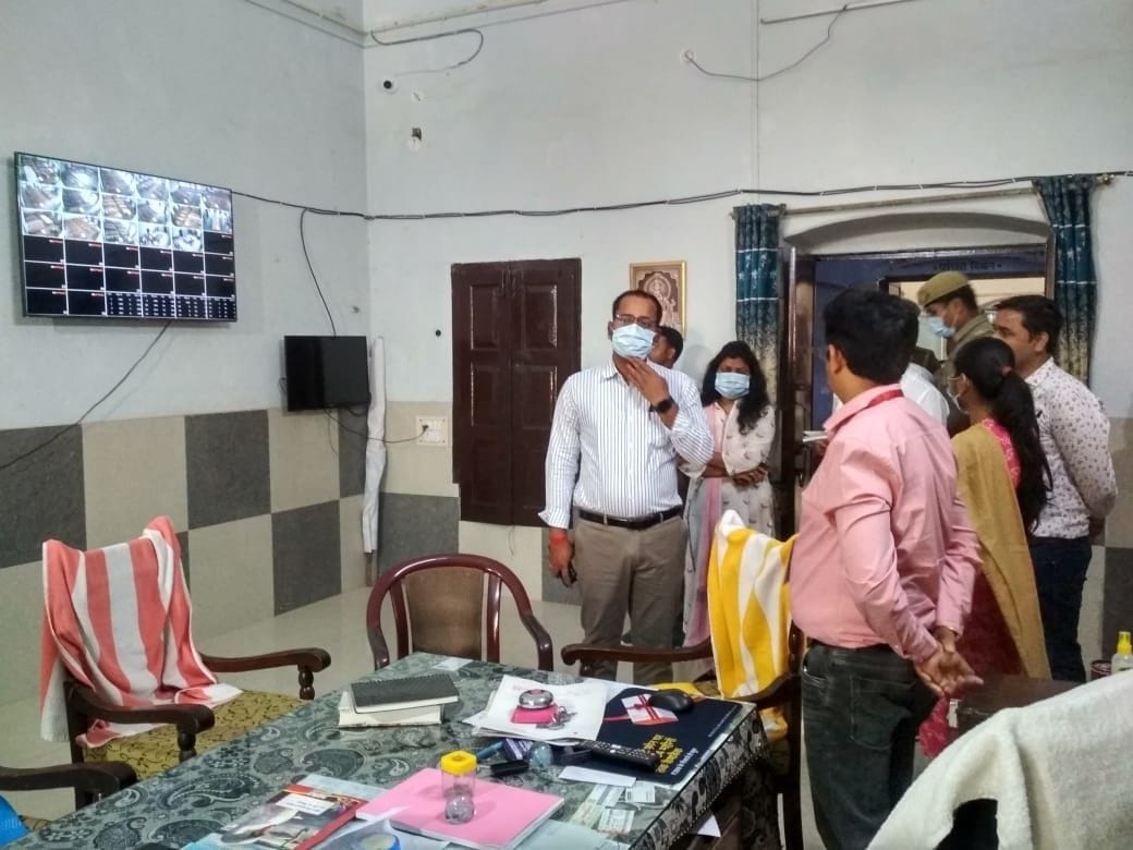 Hathras: 37 candidates left the board exam