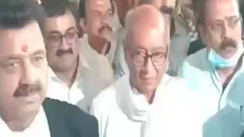 Indore: In the case of assault, six accused including Digvijay Singh were sentenced to one year each, also fined