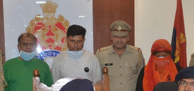 The soldier had got his wife killed by giving a betel nut of 55 thousand rupees to marry the girlfriend