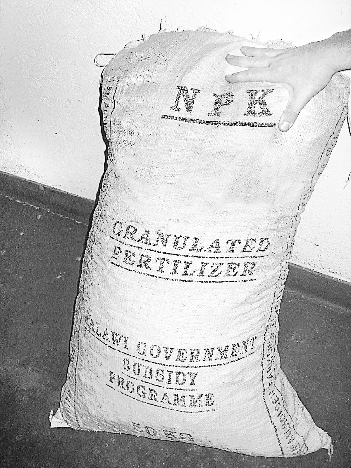 Fertilizer is not available in depots including jury warehouse of Himfed