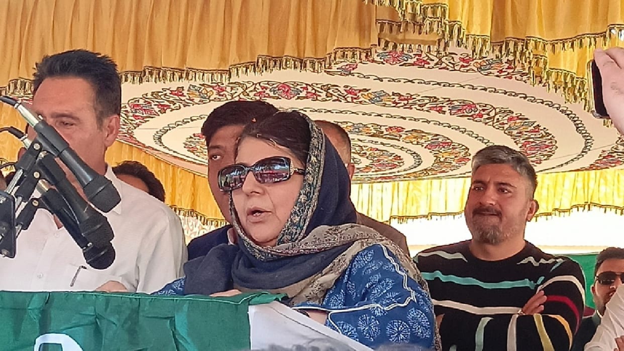 Mehbooba said there is no peace in Kashmir without talks with Pakistan