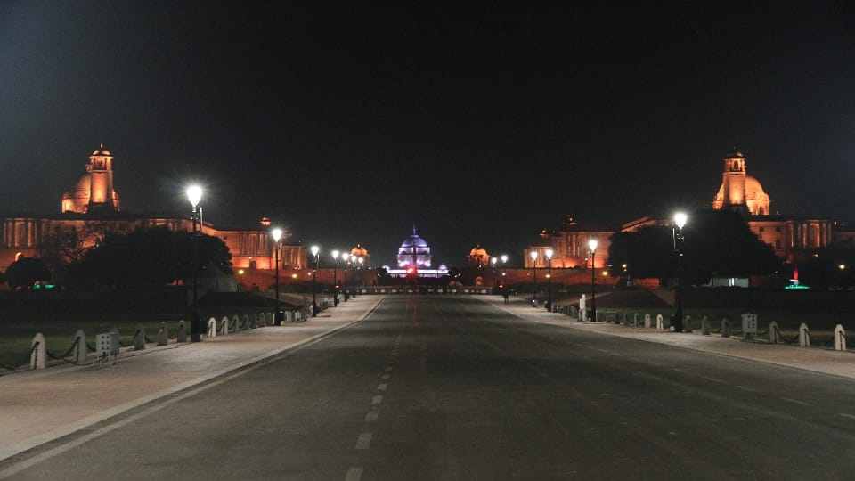 171 mega watt power saved by delhiites on earth hour