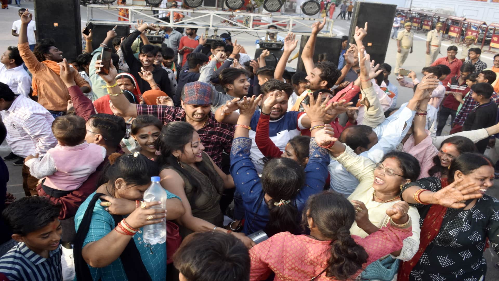 People celebrated Yogi Adityanath becoming CM in Gorakhpur