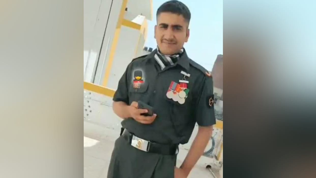 Sena medal awarded to army personnel sanik ashish thakur