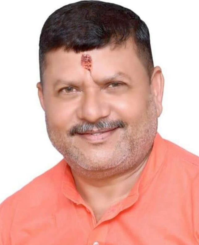 Guru shone even on the pitch of politics