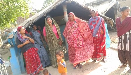 Kheri: Truck trampled three people sleeping on the roadside, two killed, one injured
