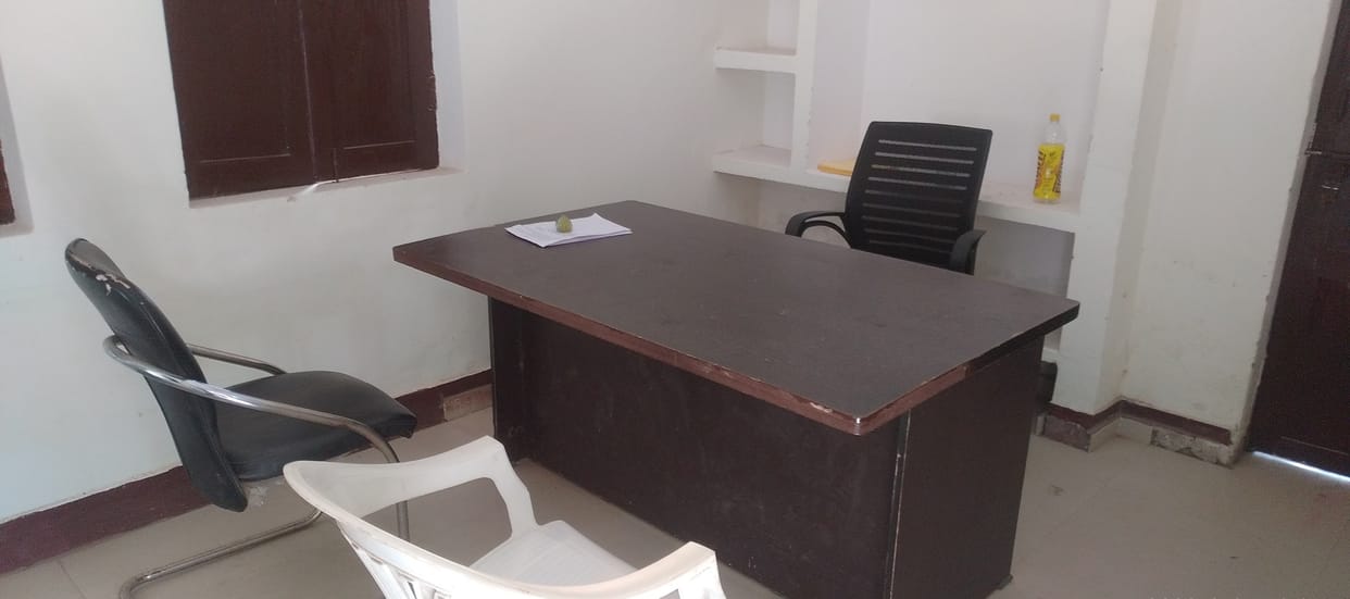 employees do not reach office on time