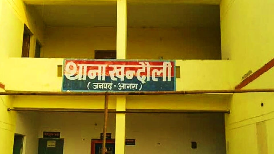 Driver conductor of private bus beats sisters in Agra case registered against accused