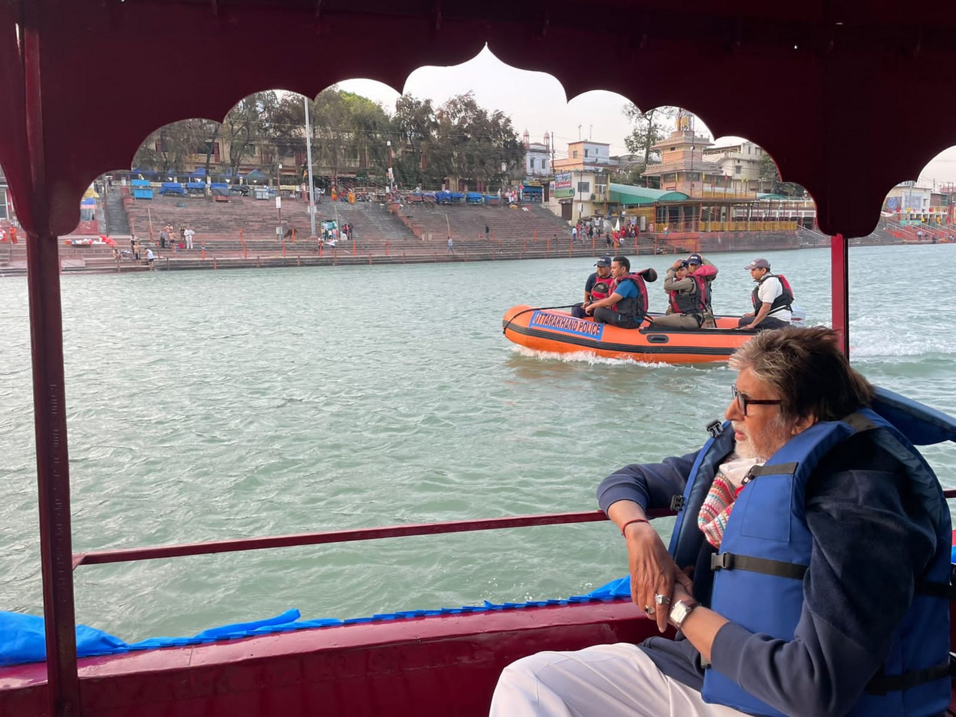 Amitabh Bachchan reached Uttarakhand for film shooting, Visited Mother Ganga in Rishikesh