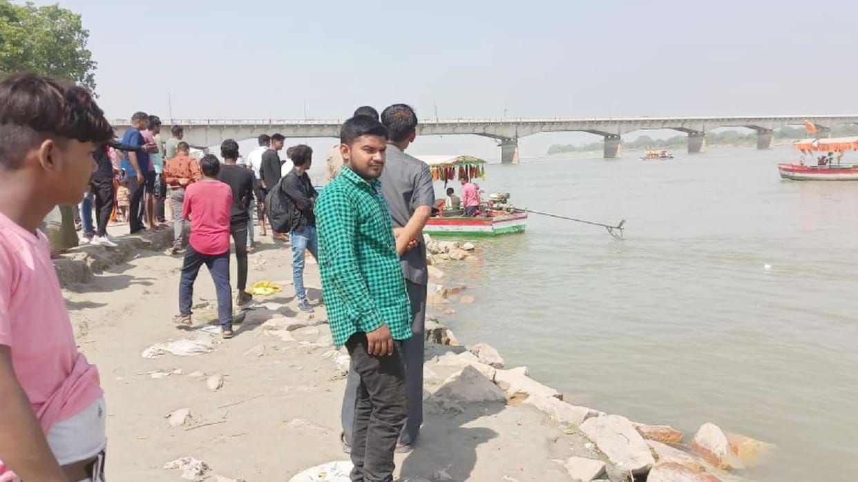 A man get drowned in Sarayu river in Ayodhya.