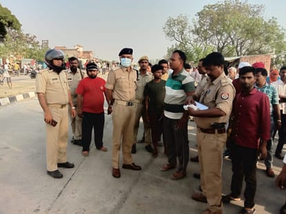 Speed havoc in Azamgarh over speed  car tramples passersby three killed and many injured