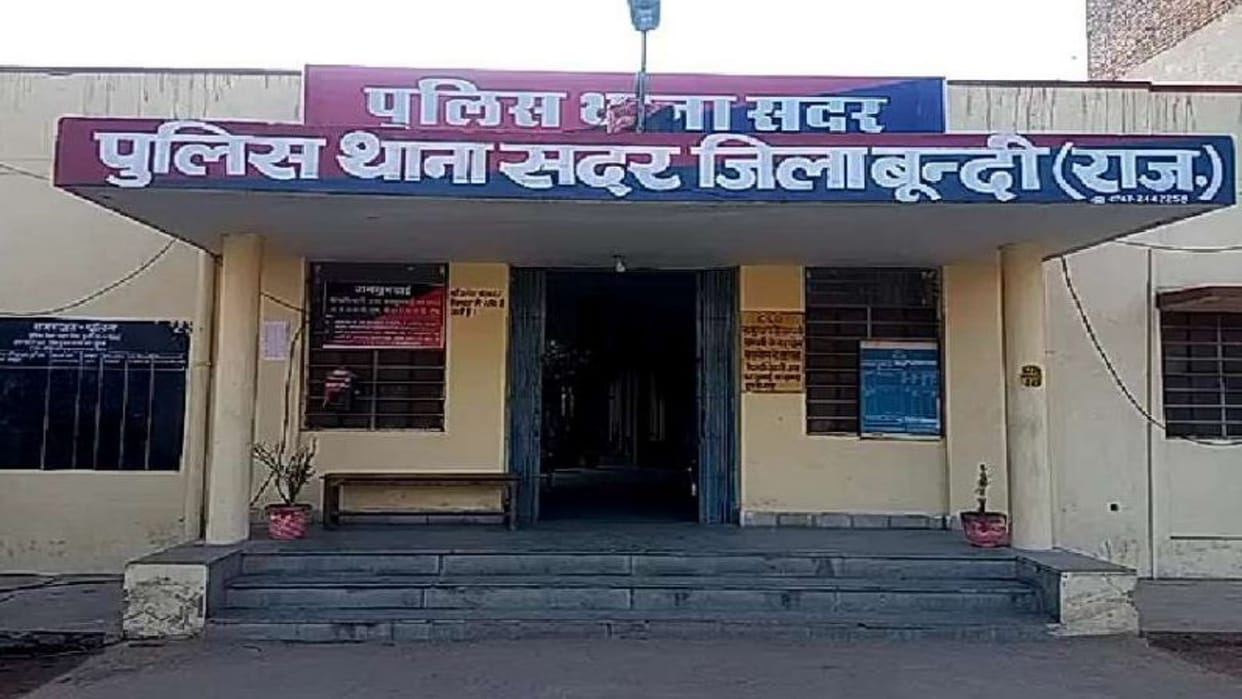 Dead Body of Delhi businessman found hanging in hotel room in Bundi