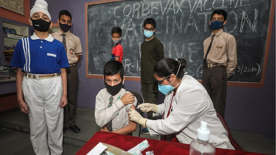 Corona cases increased again, 1088 infected were found in 24 hours, 26 died, Mandaviya gave instructions to take precaution