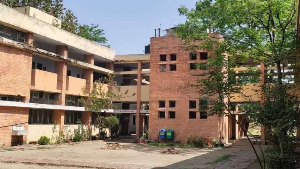 Plan to auction government school building in Ropar