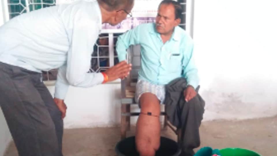 Chhatarpur: Evaluation test of illiterates completed, information about pure water usage given through street play