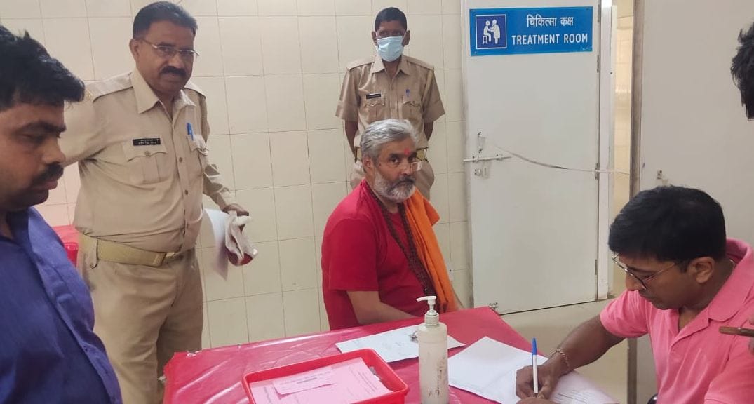 Mahant of Divyanand Ashram arrested, sent to jail