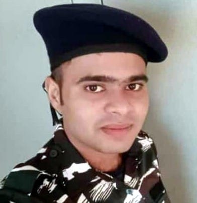 The family members wept as soon as the jawan's body reached the village