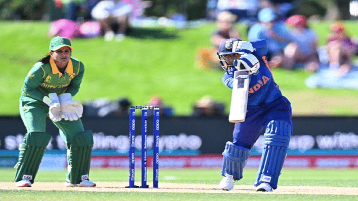 Mithali Raj and Jhulan Goswami rise up in ICC Womens ODI rankings, Laura Wolvaardt becomes new number 1