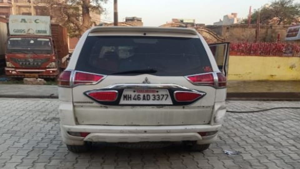 Agra police arrested two miscreants for betel nut worth Rs 25 lakh looted in Mumbai