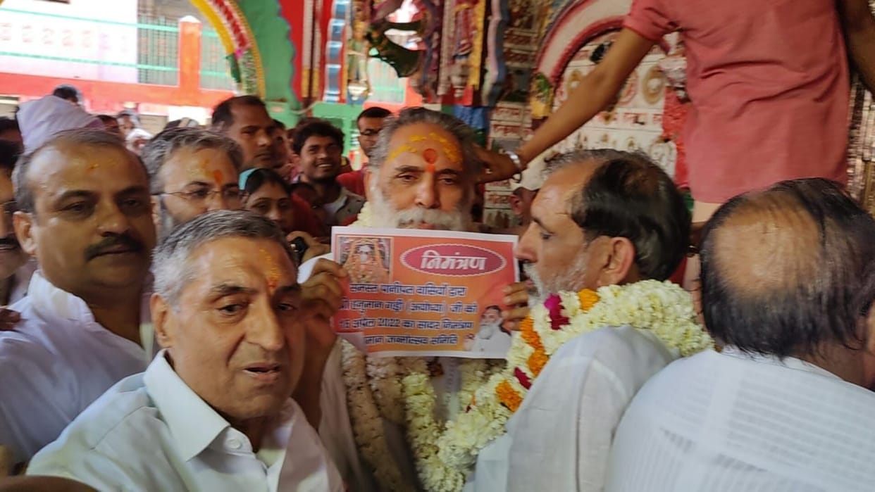 On 16th April, on the occasion of birth anniversary, Hanuman ji of Hanumangarhi was invited to come to Panipat.