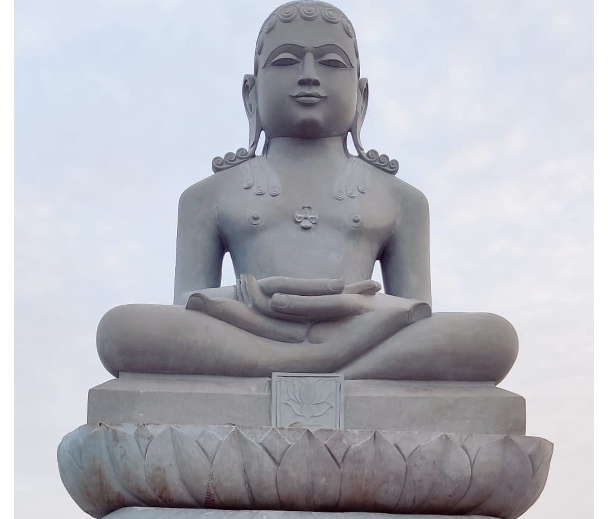 Dewas: Panchkalyanak Pratishtha Mahotsav will be held at Jain pilgrimage Pushpagiri, the world's tallest statue is being claimed