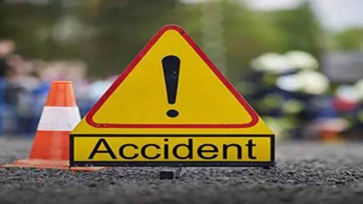 Pickup overturned in Bikaner one died in accident