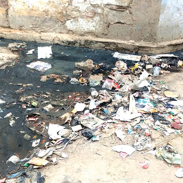 Piles of dirt near Goddess temples, Navratri is starting from April 2, devotees will have trouble