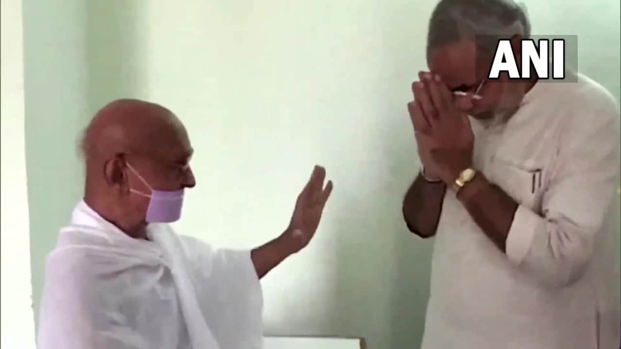 PM Narendra Modi addresses Ahinsa Yatra Sampannata Samaroh Karyakram