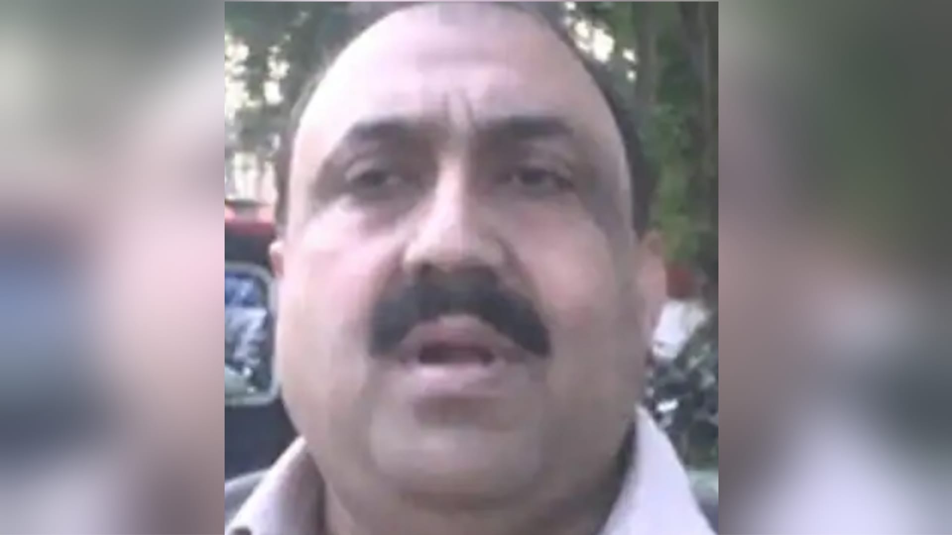 Samajwadi Party leader threat Additional Municipal Commissioner says I am Azam Khan right hand
