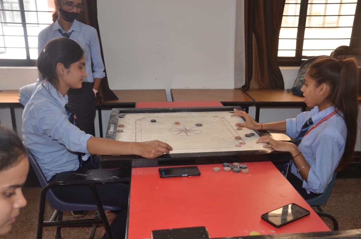 Kaleem and Nikita won the title in carrom