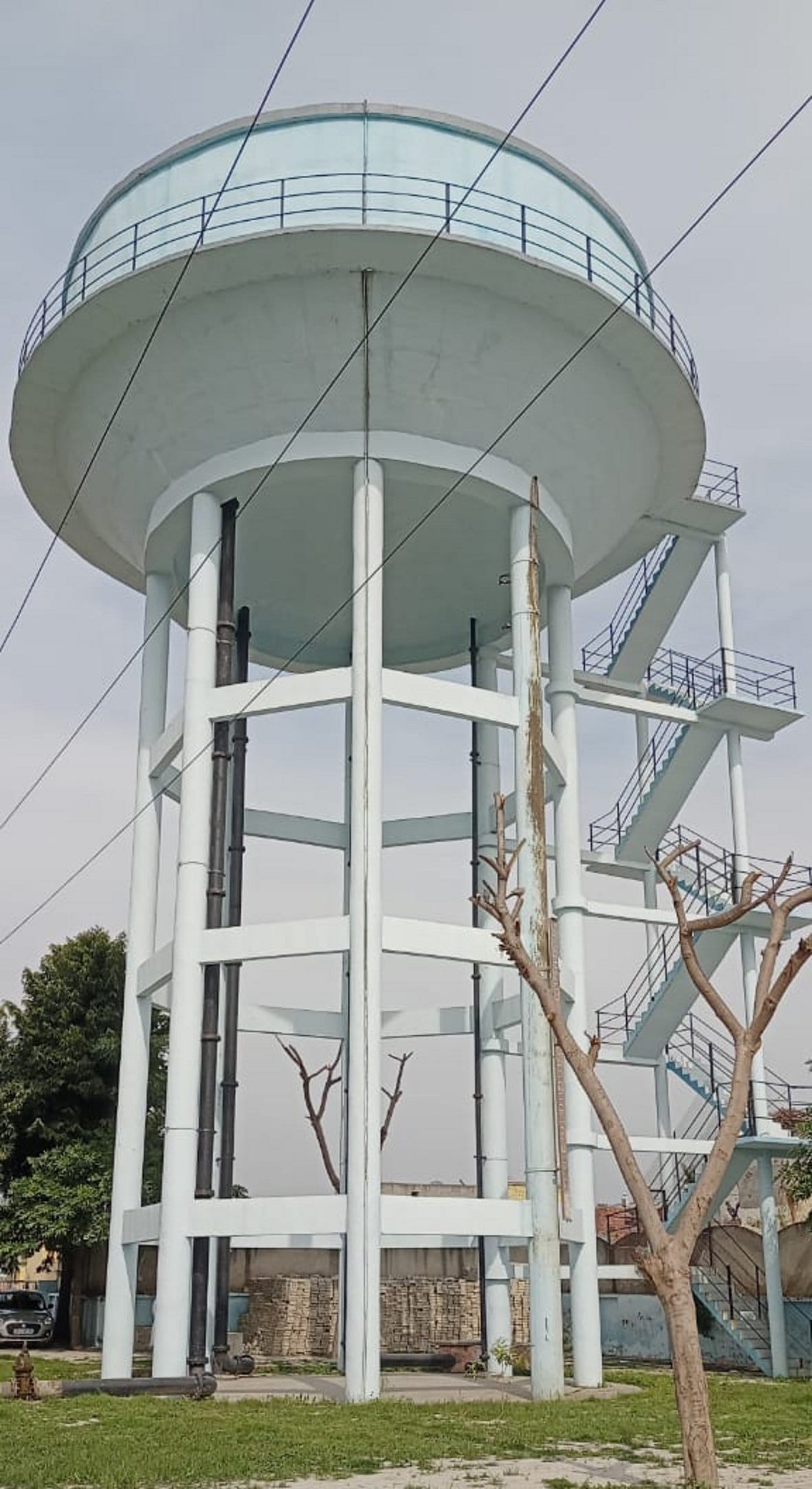 Tubewell of drinking water tank is stalled in Tavelagarhi for a year