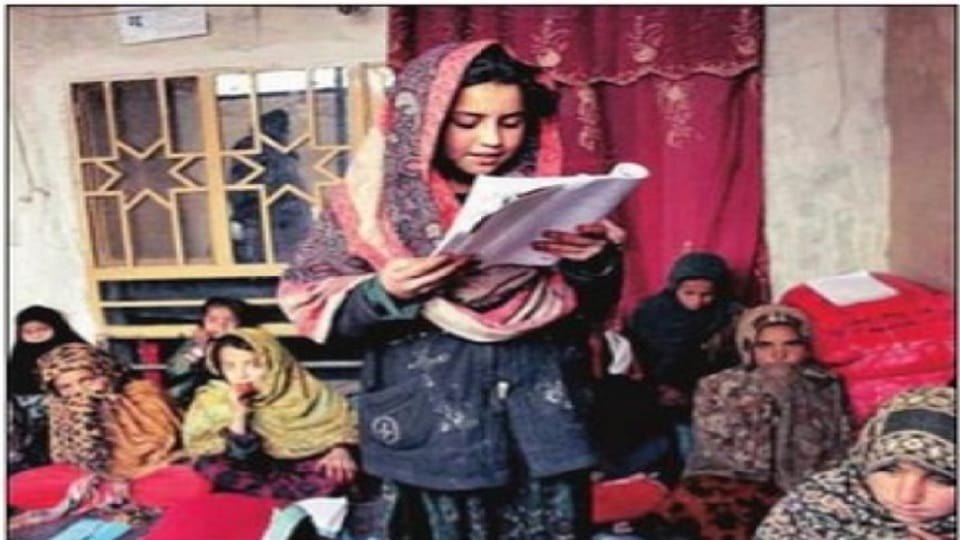 Security Council directive: Taliban reopen schools for Afghan girls, protect the right to education