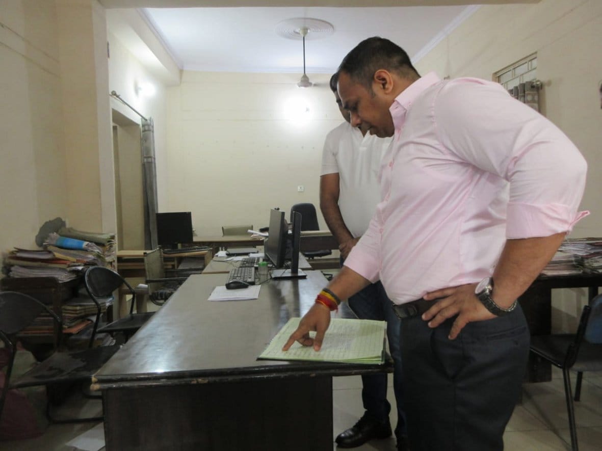 Inspection of DM's Electricity Corporation office, missing employees