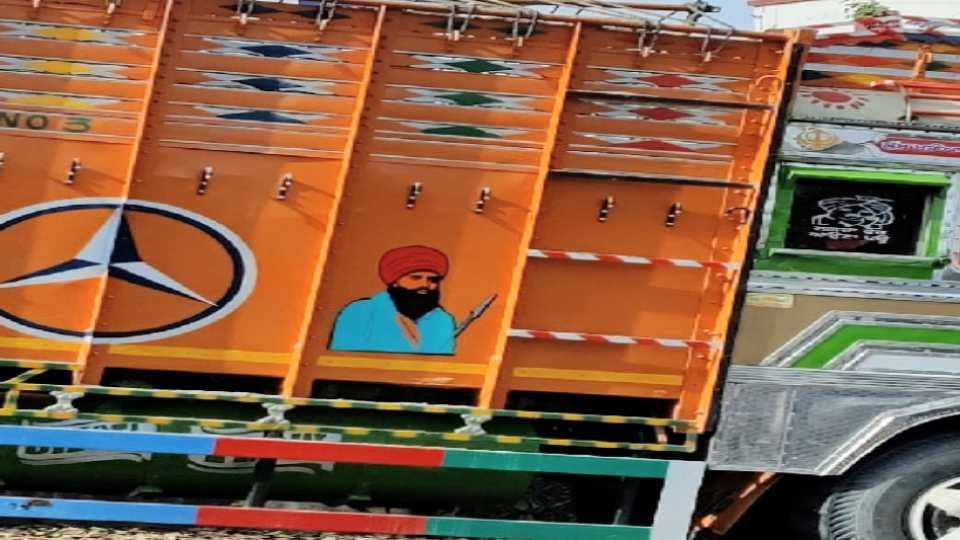 Painting of Bhindranwala on several trucks engaged in transporting cement from Barmana Bilaspur