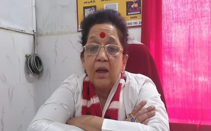 mafia Mukhtar Ansari Ambulance Case Dr Alka Rai hospital raided in Mau police detained her brother