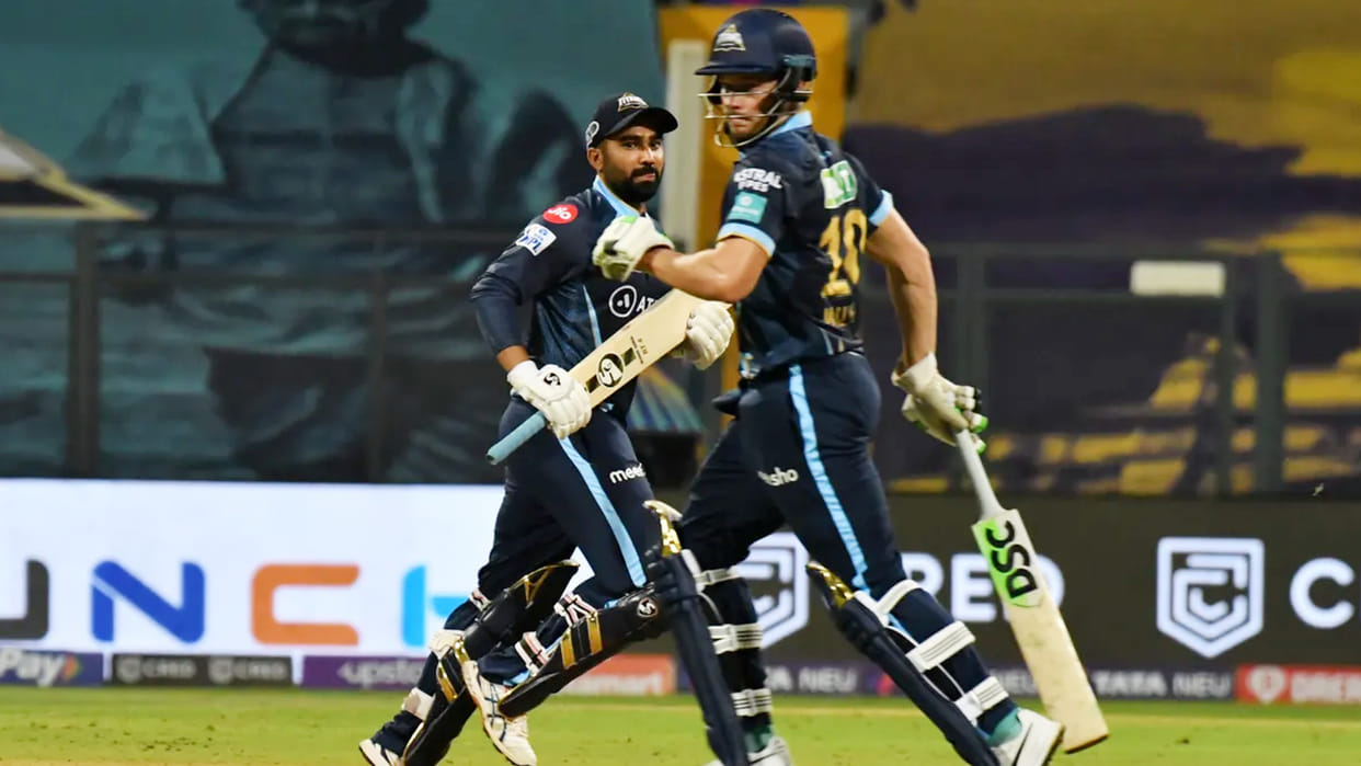 GT vs LSG Live Cricket Score: Gujarat Titans vs Lucknow Supergiants IPL 2022 Match 4 at Mumbai News Updates in Hindi