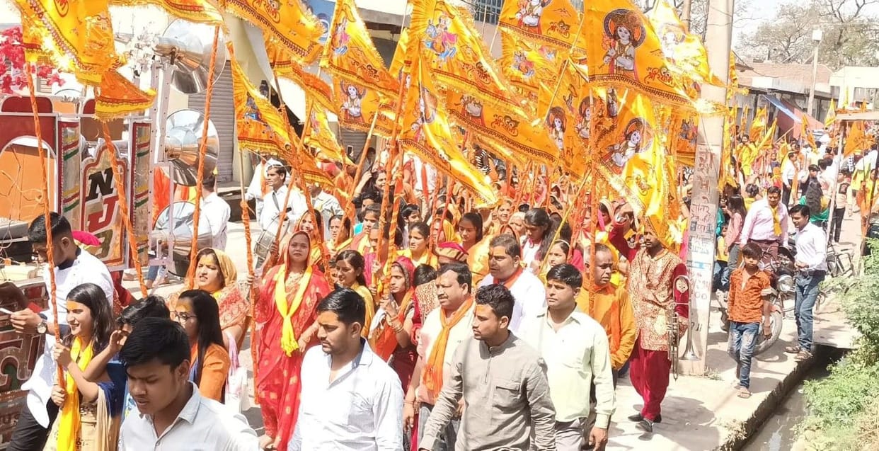 Hathras: The atmosphere resonated with the cheers of Khatu Shyam, welcomed