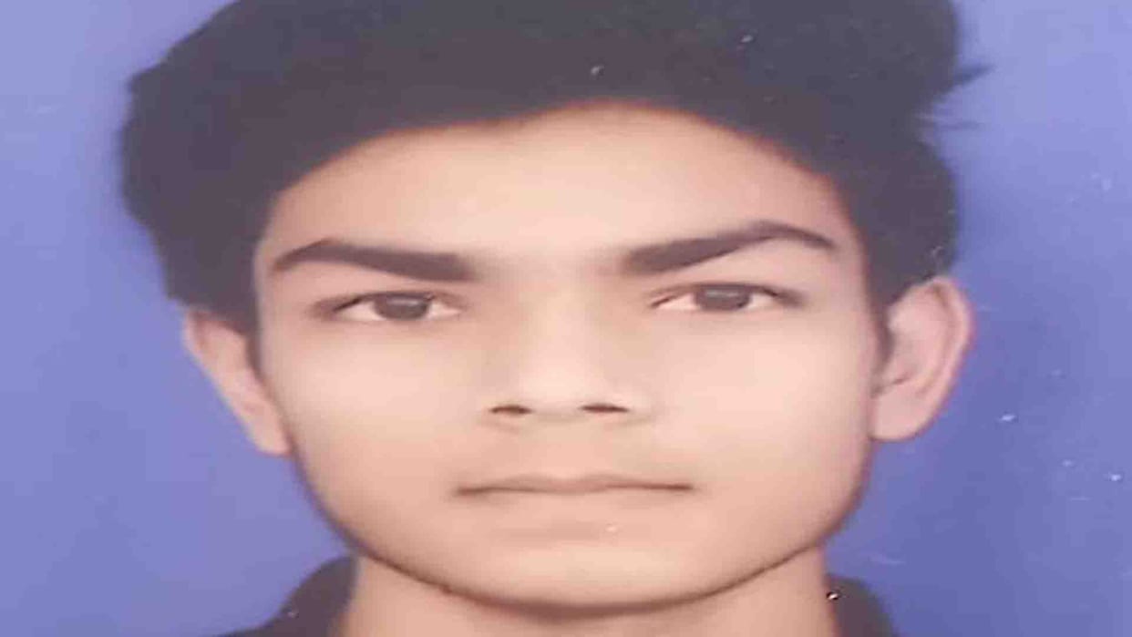 Kanpur: Boy hanged, dead body found hanging from tree