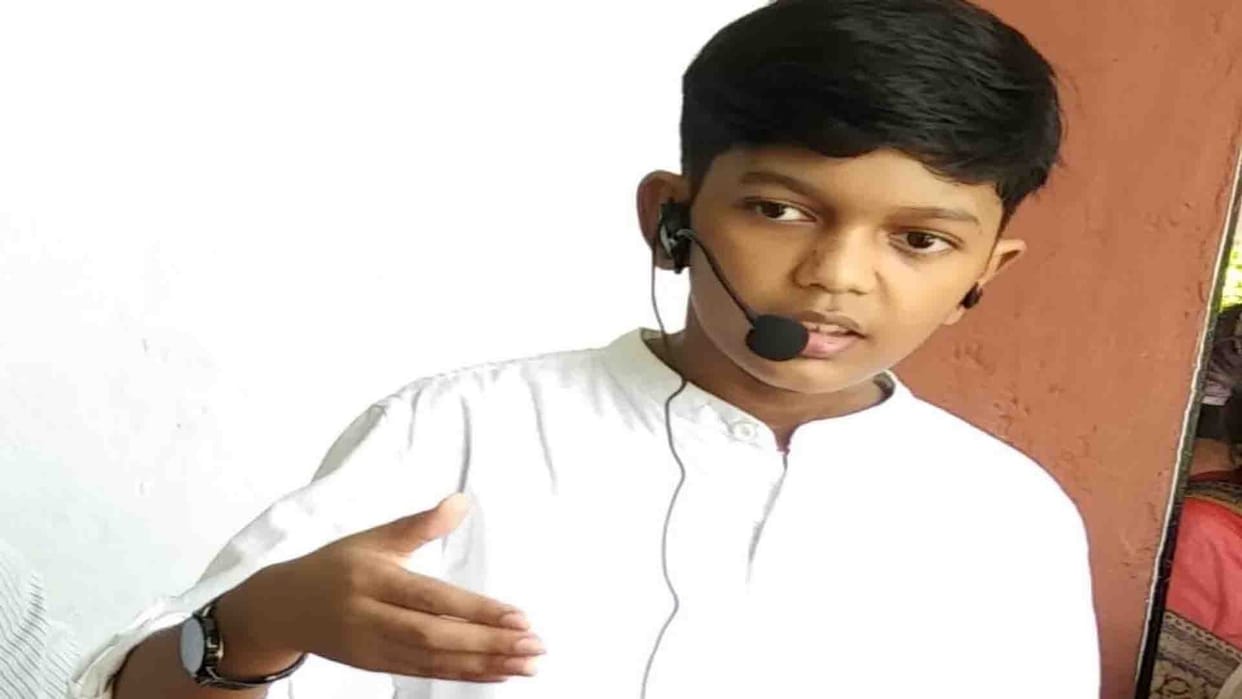 Yashvardhan is educating those who preparing for NDA, Civil Services