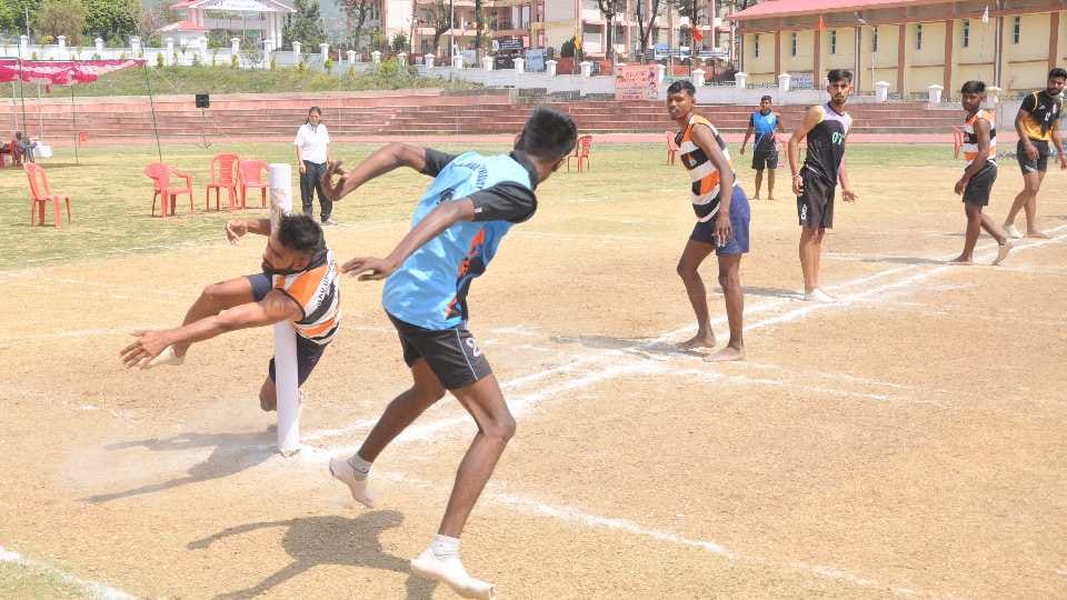 Inter University Regional Men's Kho-Kho Competition: Eight winning teams made it to the quarter finals