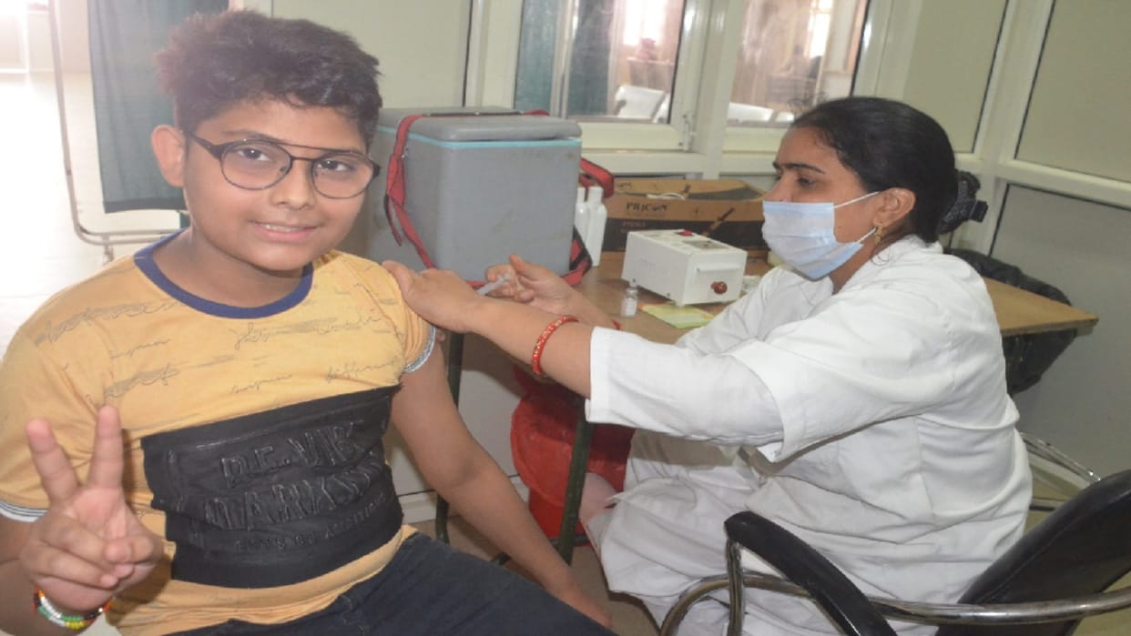 Amar Ujala Abhiyan Health: Families are also aware and children are also excited to get vaccinated in Baghpat