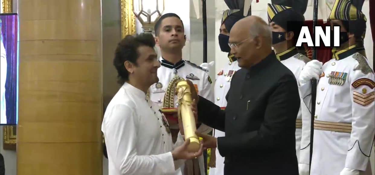 sonu nigam receive padma shri award by president of india ramnath kovind