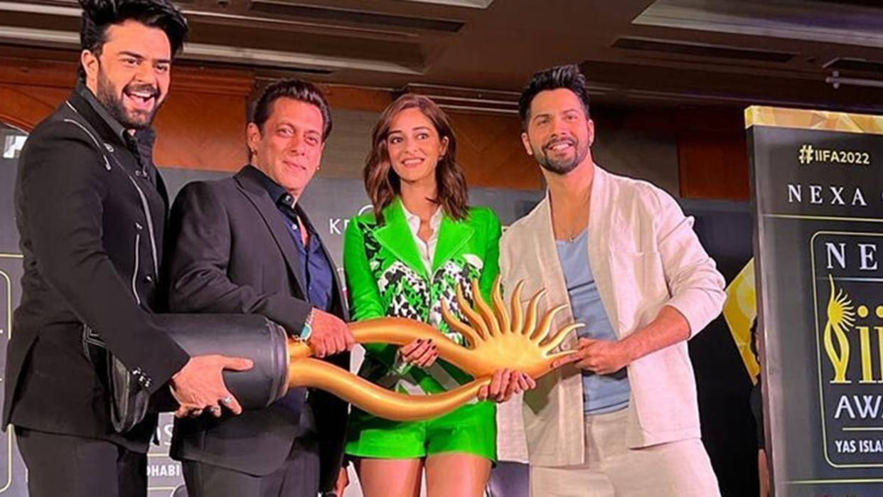 IIFA Awards 2022 Press Conference: Salman Khan, Varun Dhawan, Ananya Panday and Manish Paul are present in the event