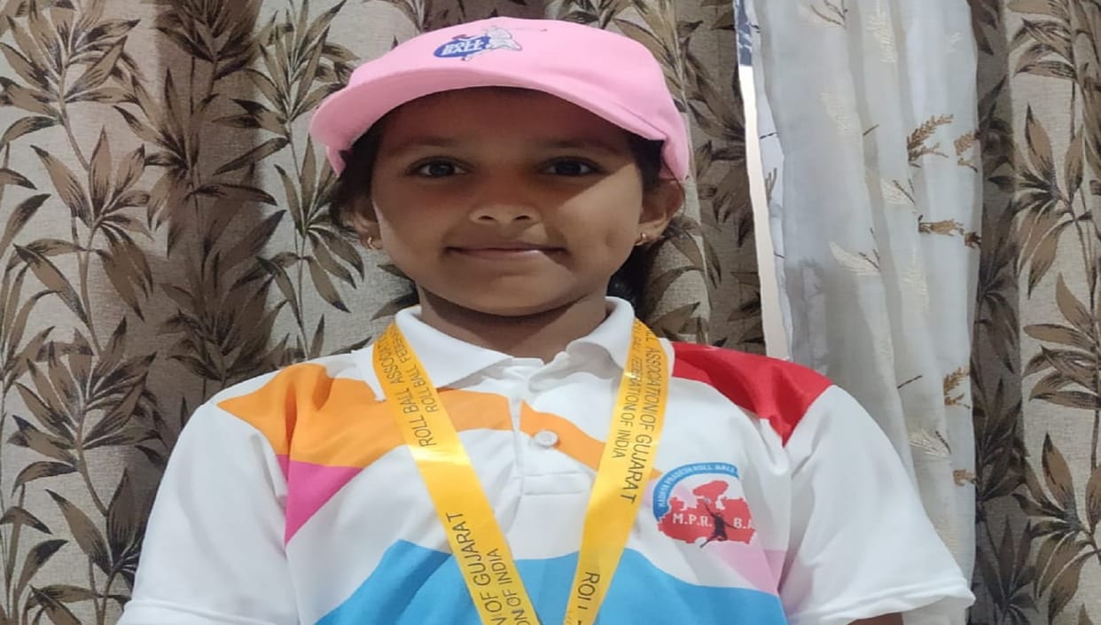 Manya Chaurasia of Jhansi won bronze medal in national competition after silver