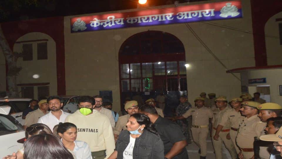 Actor Abhishek Bachchan arrives at Agra Central Jail for the screening of the film Dasvi