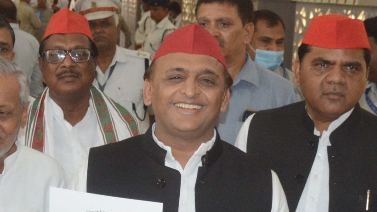 Lucknow: Samajwadi Party expelled many leaders of Unnao from the party