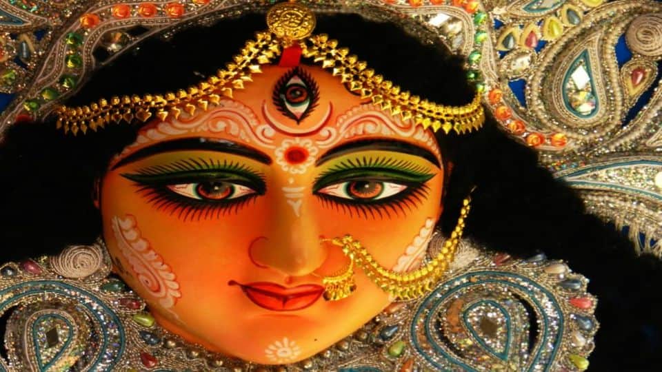Navratri 2022 Vastu Remedies to Follow for Prosperity Happiness and get rid of Diseases and Enemies